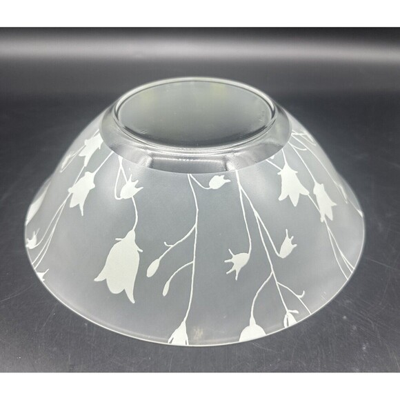 VTG Frosted Glass GREEN Bellflower Serving Bowl Made In France 10.5” - Picture 5 of 6